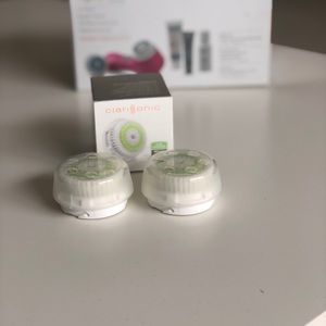 New Clarisonic acne cleansing brush head twin-pack